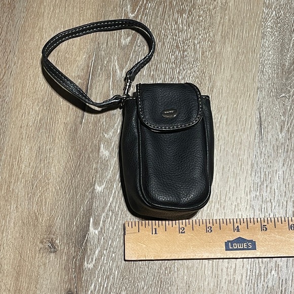 Nine West Black Pebbled Faux Leather Wristlet Pouch with ID Window Silver Tone - Picture 7 of 7